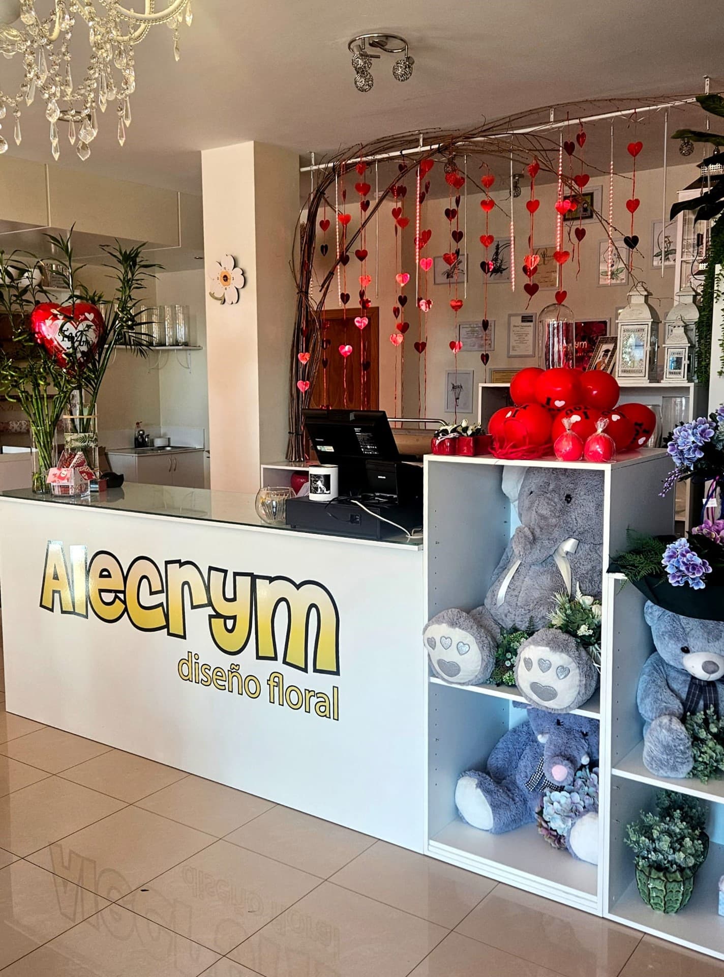 Alecrym diseño floral